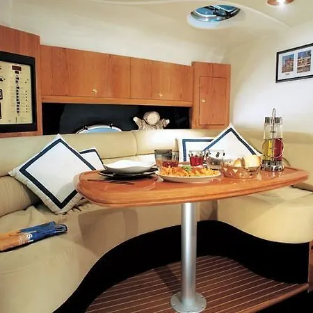 Bateau-hôtel Boat In